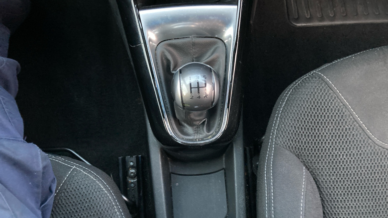 DS 3 1.2 PureTech 82 Chic 3dr Petrol Hatchback